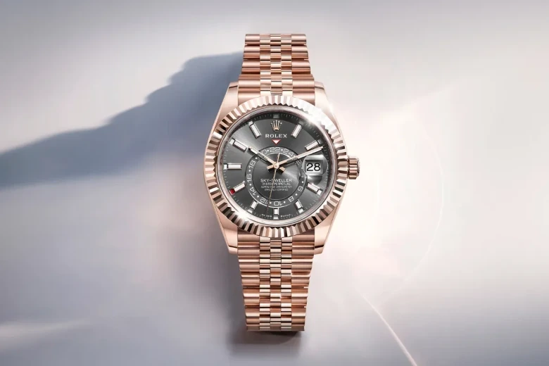 Orologi Rolex Sky-Dweller presso Veschetti, rivenditore Autorizzato Rolex a Brescia