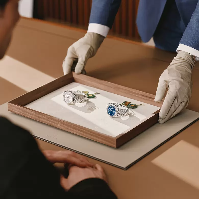 Contatta presso Veschetti, rivenditore Autorizzato Rolex a Brescia