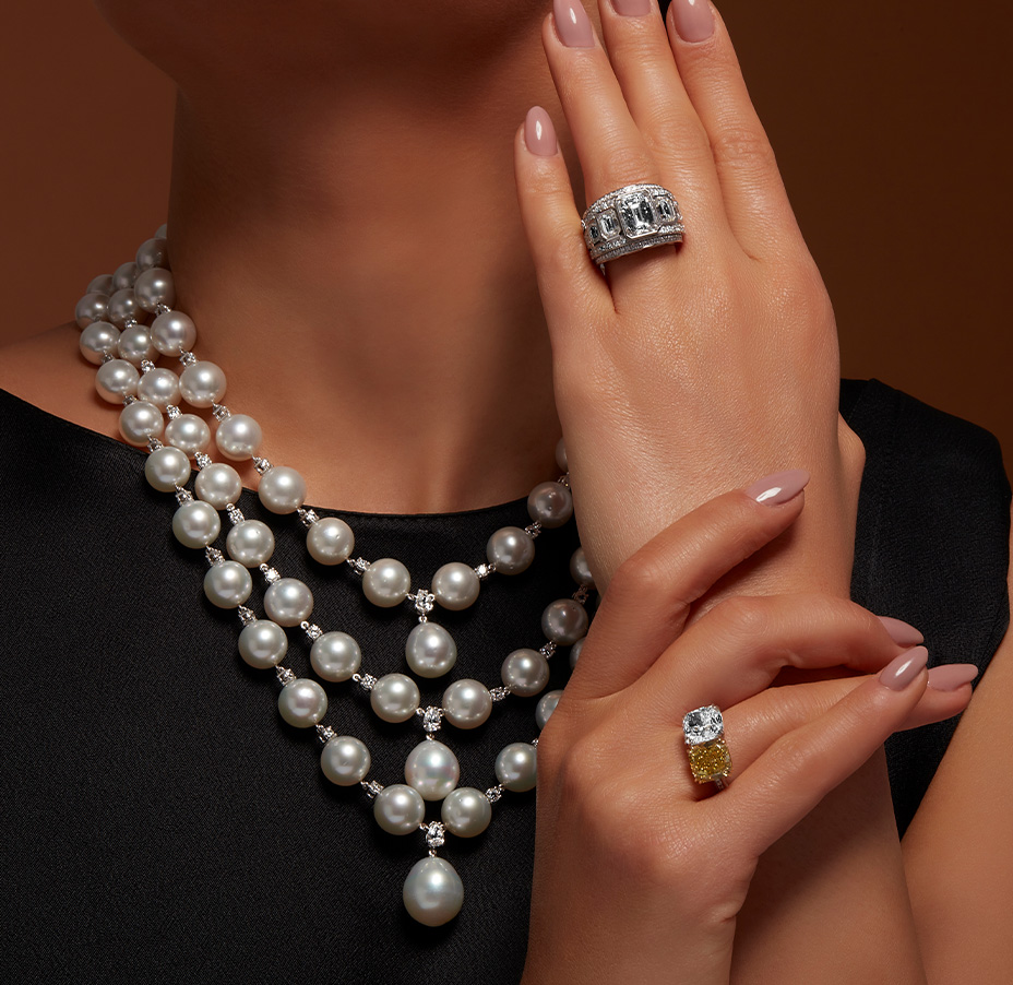 Contrabbando Natalizio: Orologi Di Lusso, Gioielli E 70 Mila Euro In Contanti - Foto 5