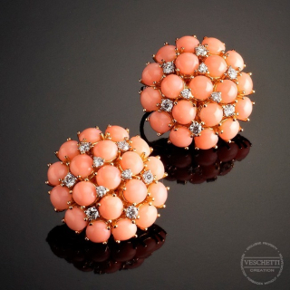 Ischia, Orecchini con pietre dure e diamanti