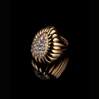 Oriana, Anello in oro e diamanti