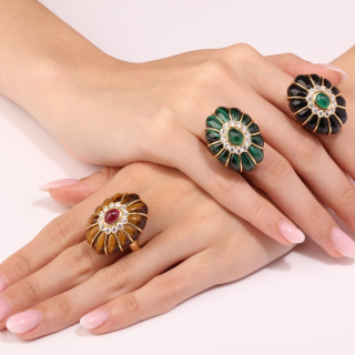 Bon Bon, Anello con pietra di colore, pietre dure e diamanti