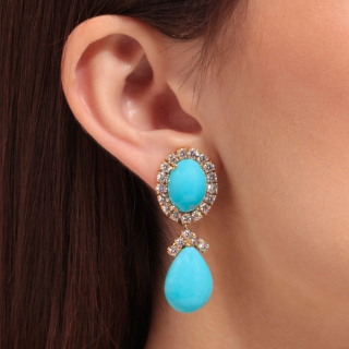 Cleopatra, Orecchini con pietre dure e diamanti