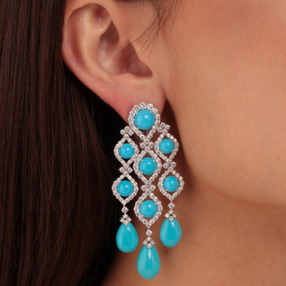 Augusta, Orecchini con pietre dure e diamanti