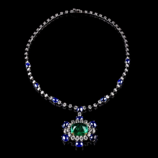 Impero, Collana con pendente in pietre di colore e diamanti&nbsp;