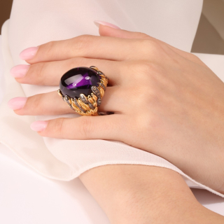 Intreccio, Anello con pietra di colore e diamanti