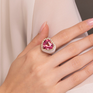 Mariasole, Anello con pietra di colore, diamanti e intarsio&nbsp;