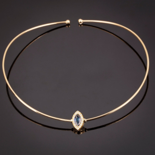 Maia, Collana
con pietra di colore e diamanti