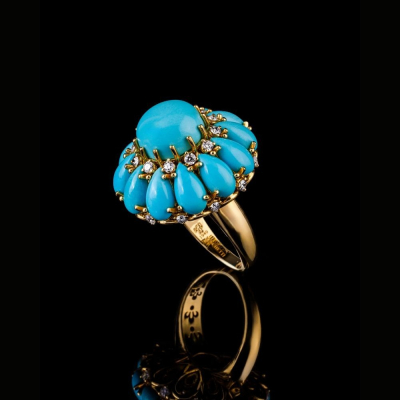 Anello in oro giallo 18 kt con turchesi Arizona e diamanti