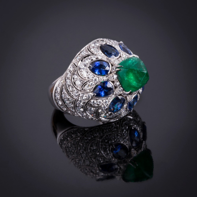 Dalida, Anello con pietre di colore e diamanti
