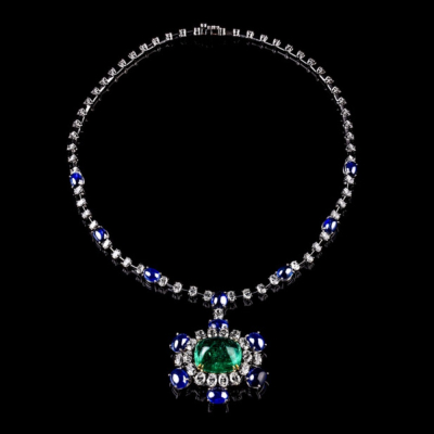 Impero, Collana con pendente in pietre di colore e diamanti&nbsp;