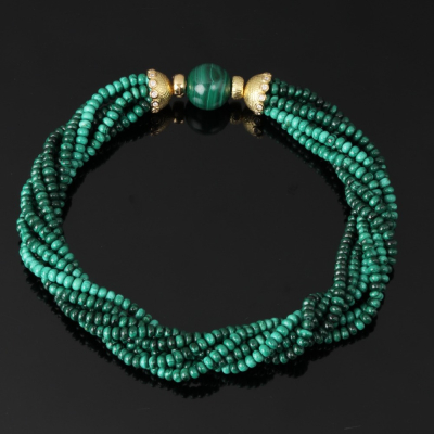 Clotilde, Collana in oro e pietre dure