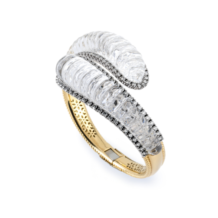 Bracciale in oro con cristallo di rocca e diamanti