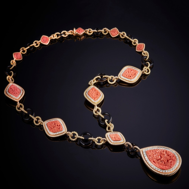 Medea, Collana con pietre dure e diamanti