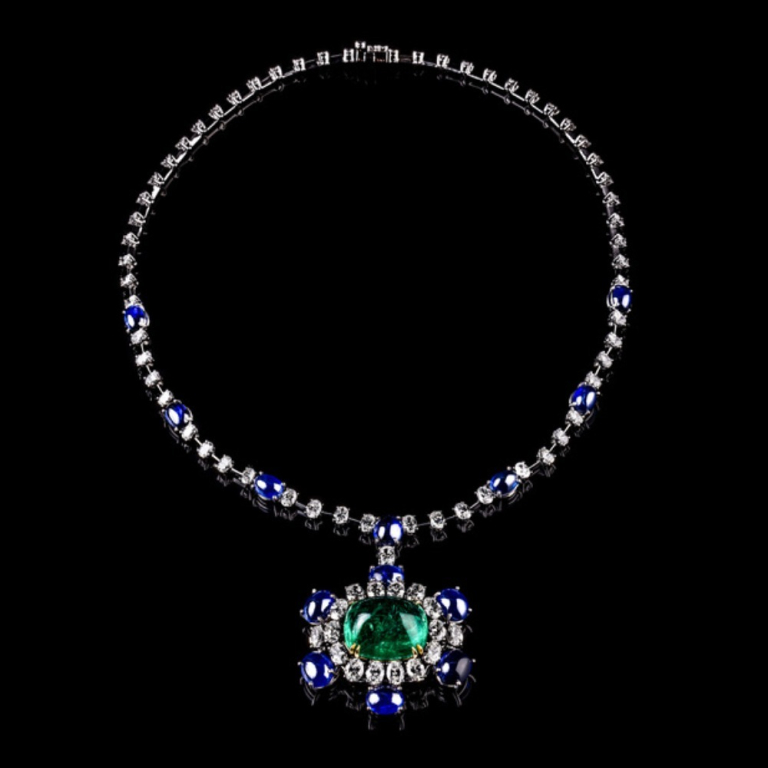 Impero, Collana con pendente in pietre di colore e diamanti&nbsp;