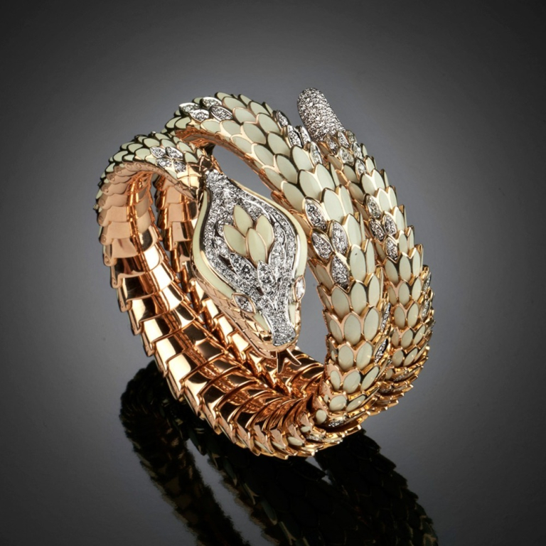 Snake, Bracciale con diamanti e intarsi