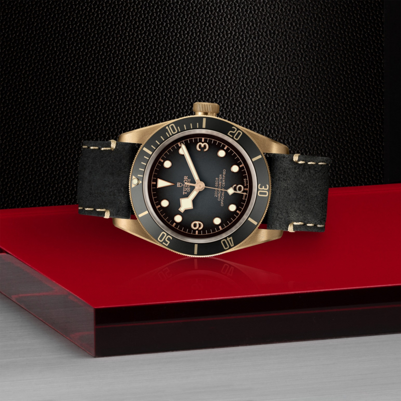 Black Bay Bronze m79250ba-0001