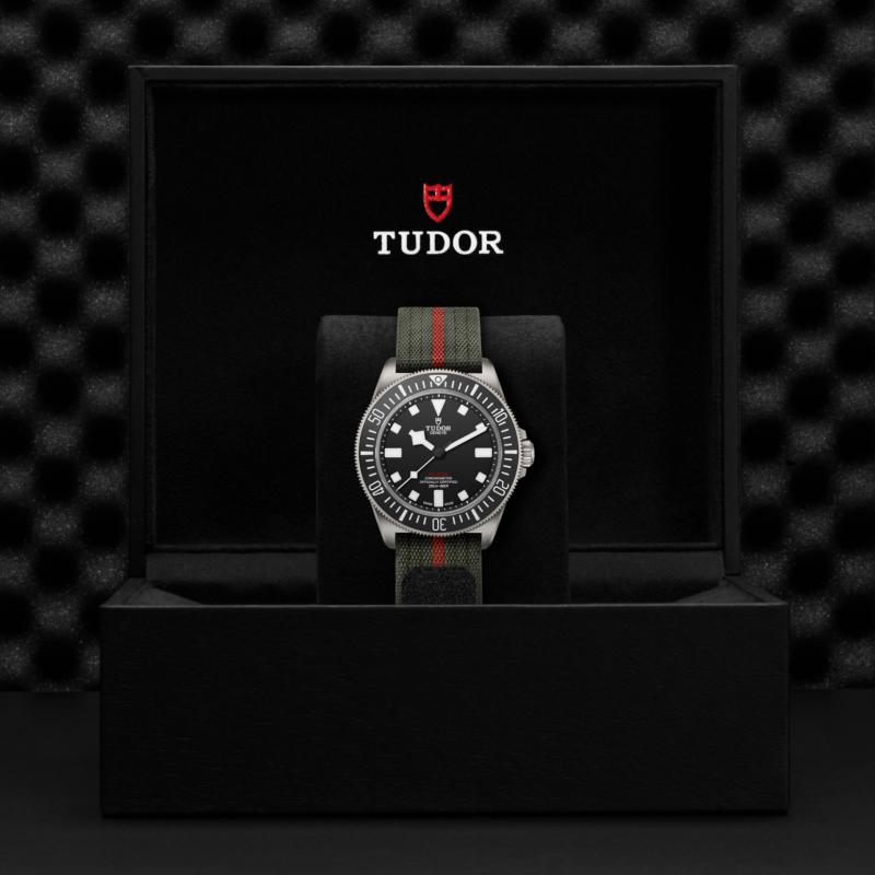 Pelagos FXD m25717n-0001