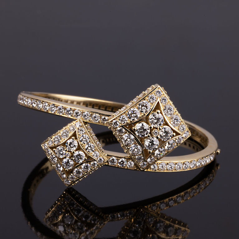  Progettazione e Realizzazione Creazioni Veschetti